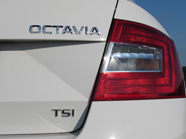 Poptávka po dieselech v Česku opět ožívá, Škoda Octavia 1.6 TDI může podražit 