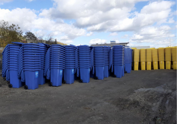 V Berouně dostanou obyvatelé rodinných domků žluté a modré nádoby na odpad zdarma